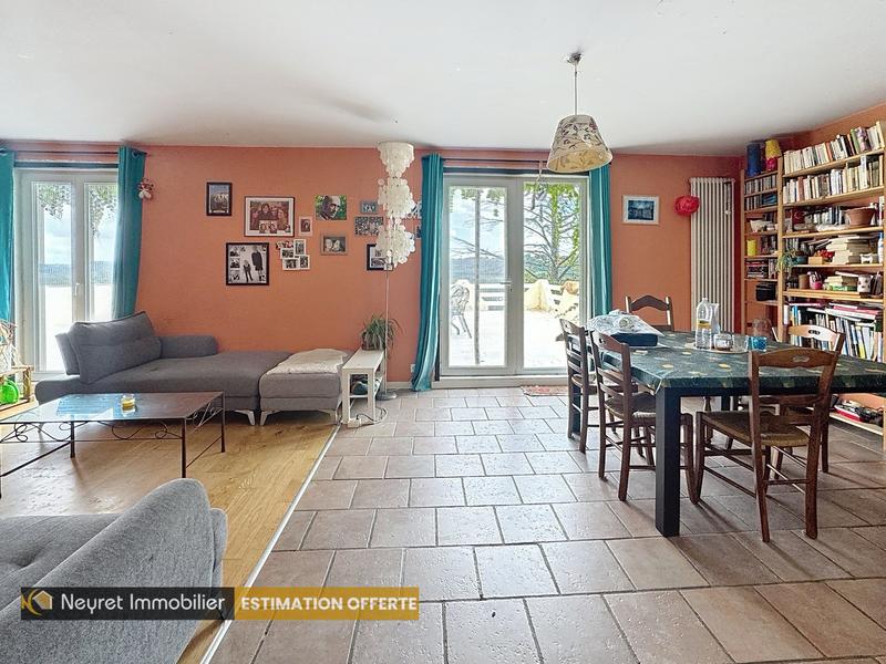 Maison - 147 m² - 7 pièces