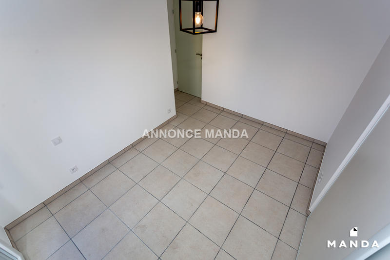 Appartement - 94 m² - 4 pièces