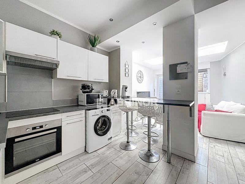 Maison - 83 m² - 6 pièces