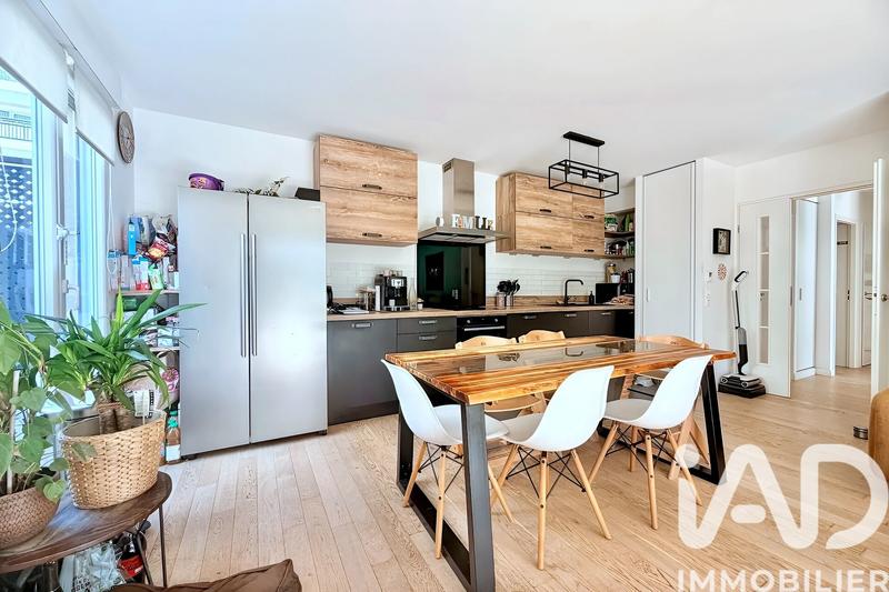 Appartement - 81 m² - 4 pièces