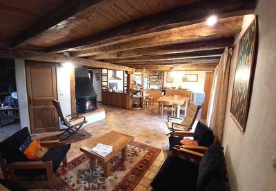 Maison - 206 m² - 5 pièces