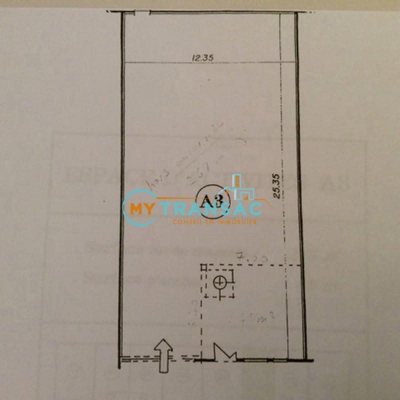 Local d'activités - 358 m²