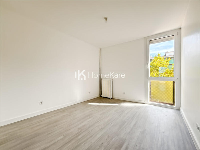 Appartement - 65 m² - 4 pièces