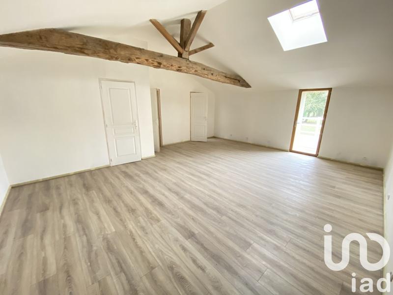 Maison - 250 m² - 6 pièces