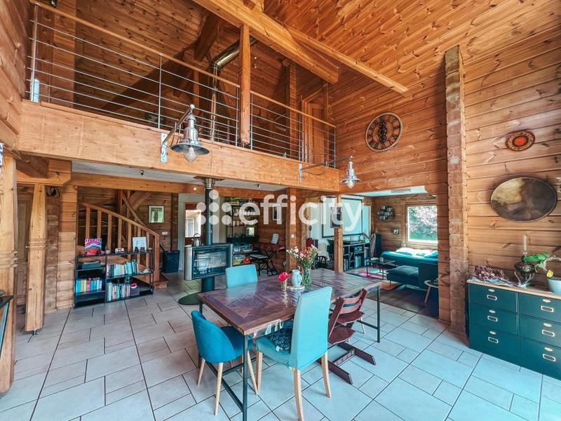 Maison - 160 m² - 6 pièces