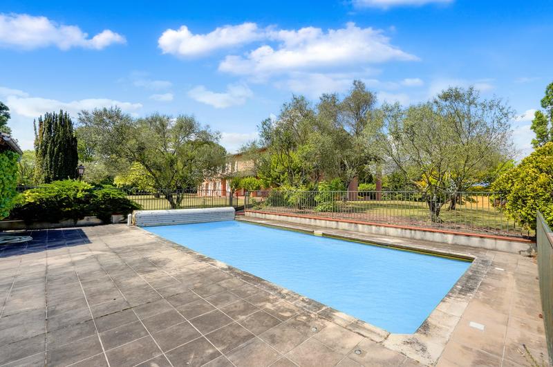 Ferme - 525 m² - 10 pièces