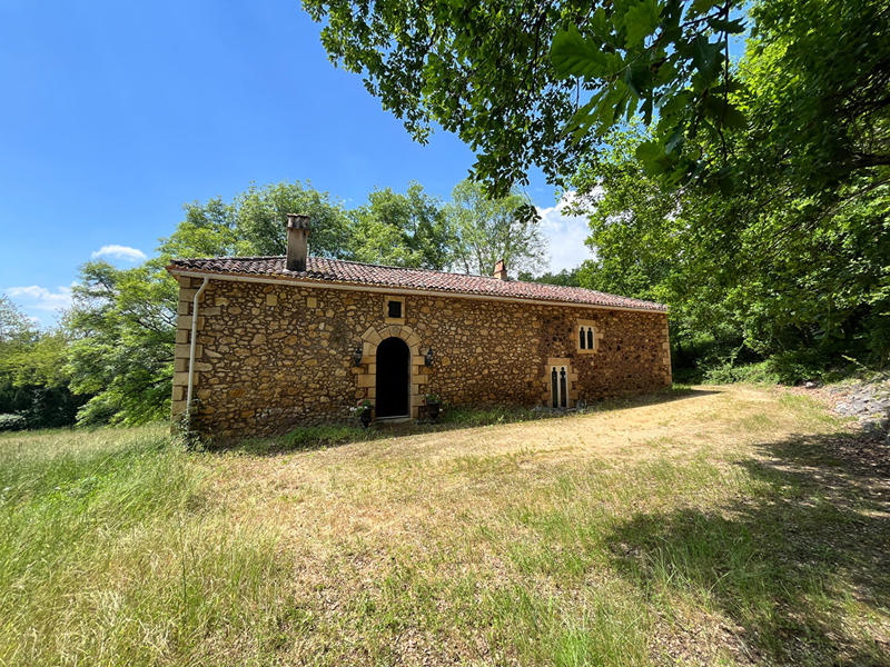 Maison - 210 m² - 7 pièces