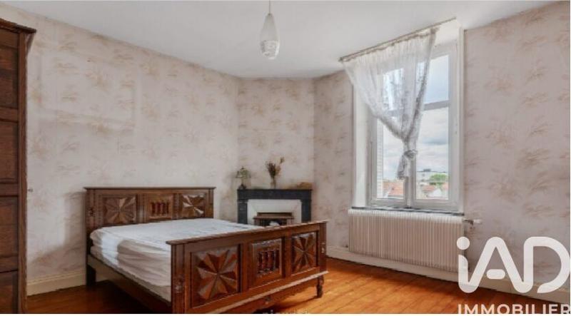 Maison de ville - 239 m² - 8 pièces