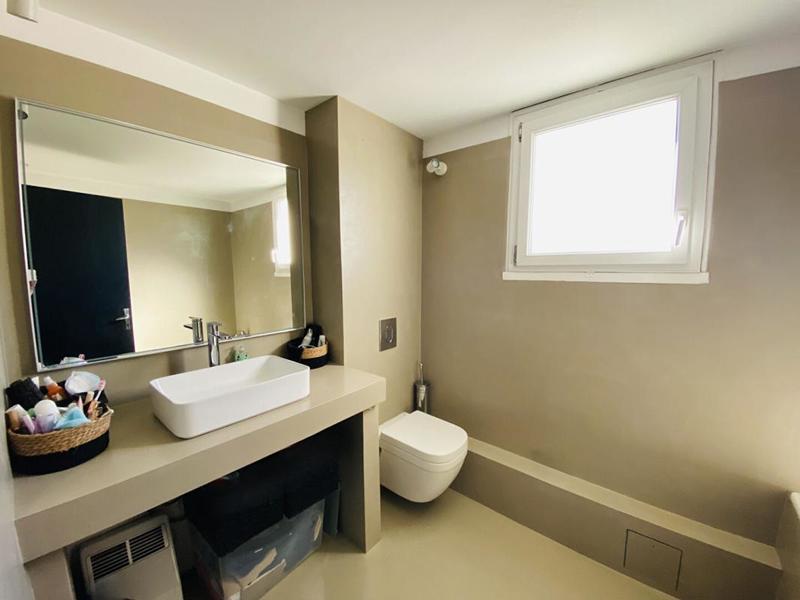 Maison - 167 m² - 7 pièces