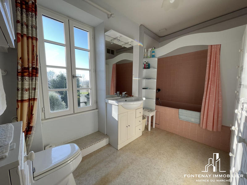 Maison ancienne - 186 m² - 7 pièces