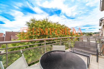 Appartement - 88 m² - 5 pièces