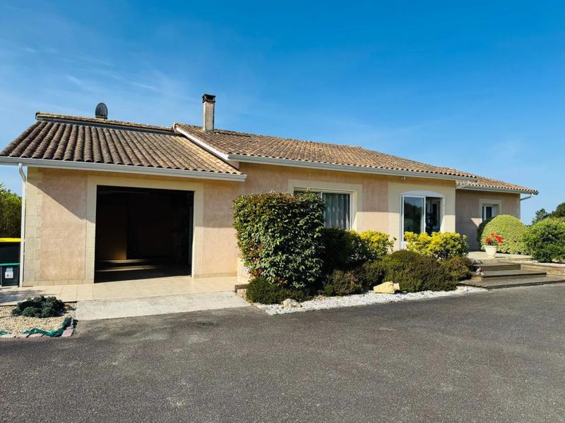 Maison - 160 m² - 3 pièces