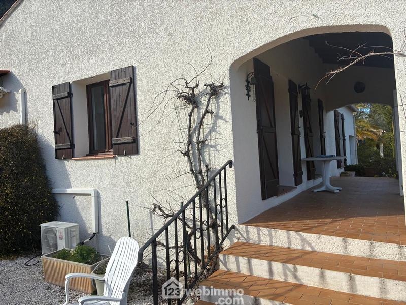 Villa - 80 m² - 3 pièces