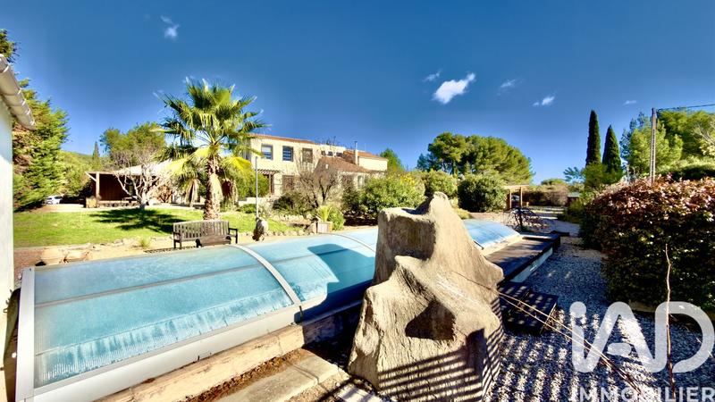 Maison - 284 m² - 7 pièces