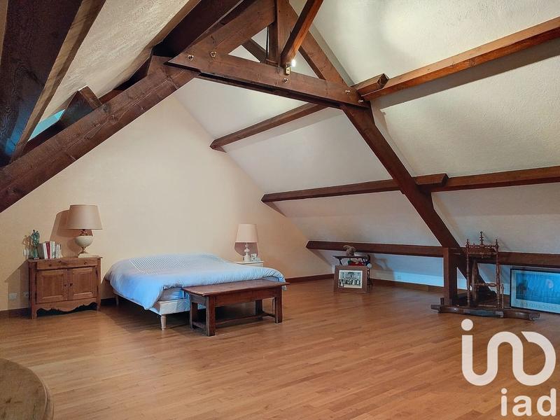 Maison - 310 m² - 10 pièces