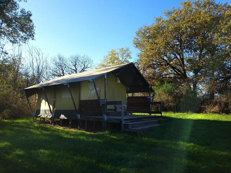 Propriété - 230 m² - 11 pièces