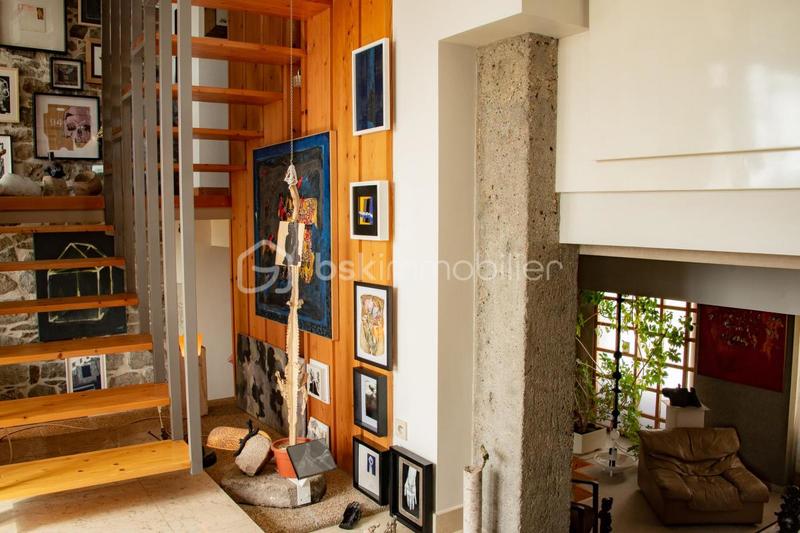 Loft - 308 m² - 12 pièces