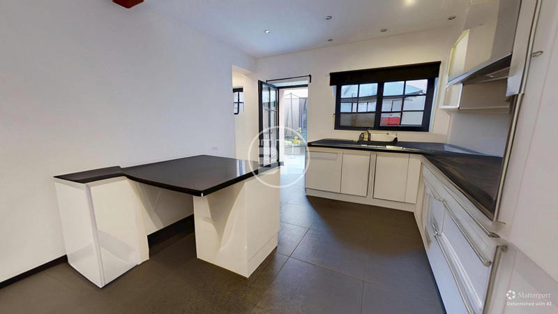 Duplex - 101 m² - 4 pièces