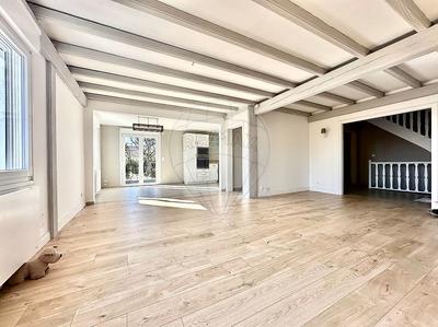Propriété - 185 m² - 7 pièces