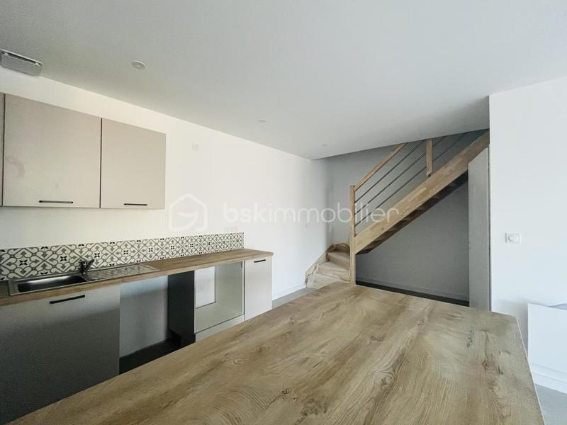 Maison - 92 m² - 4 pièces