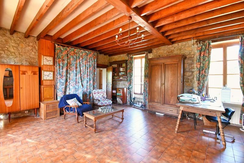 Maison ancienne - 207 m² - 9 pièces