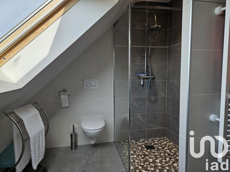 Maison - 292 m² - 12 pièces