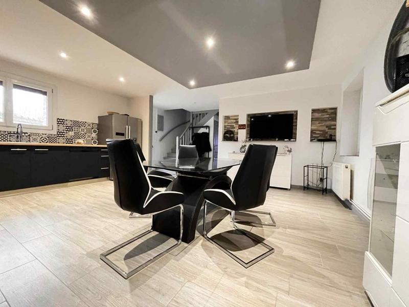 Maison - 148 m² - 5 pièces