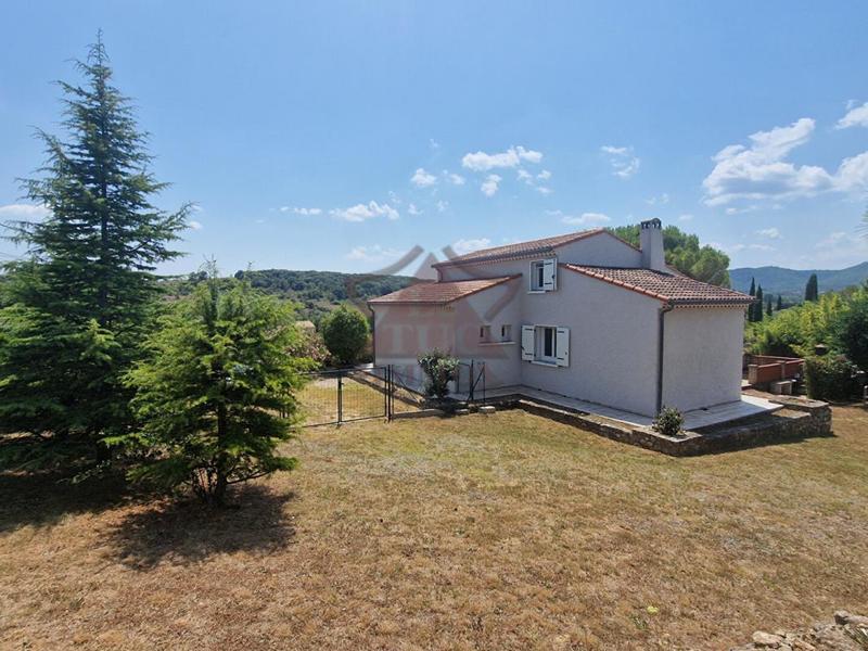 Propriété - 129 m² - 5 pièces