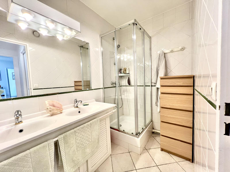 Appartement - 93 m² - 4 pièces