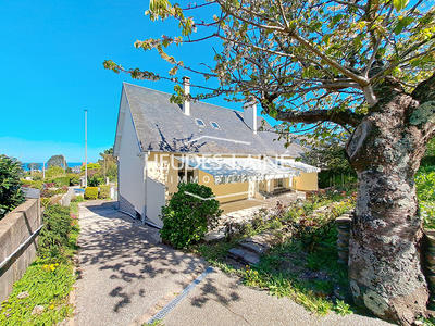 Maison - 127 m² - 6 pièces