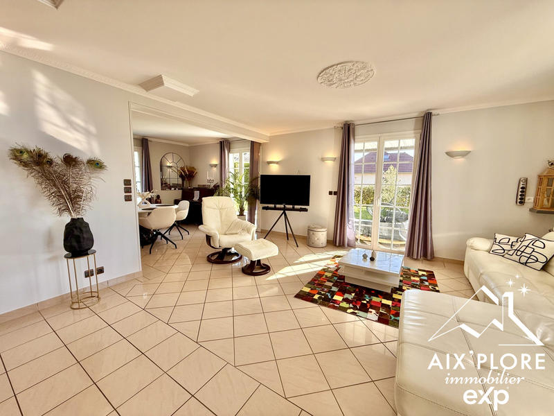 Maison contemporaine - 145 m² - 5 pièces