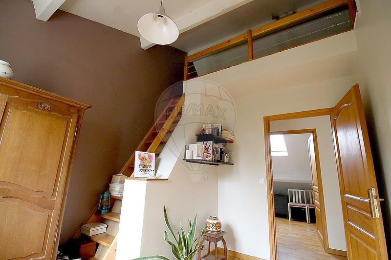 Maison - 140 m² - 7 pièces