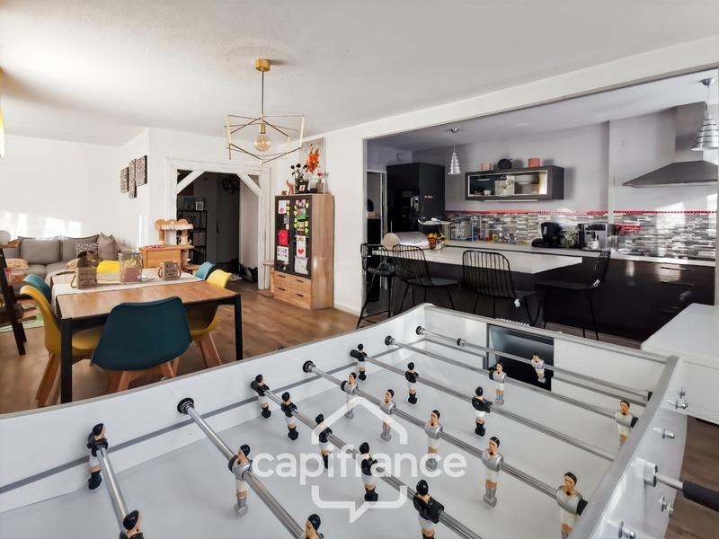 Appartement - 101 m² - 7 pièces