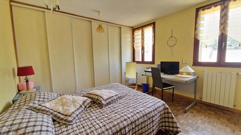 Maison - 192 m² - 7 pièces