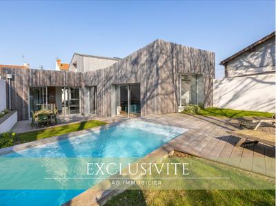 Maison contemporaine - 180 m² - 6 pièces