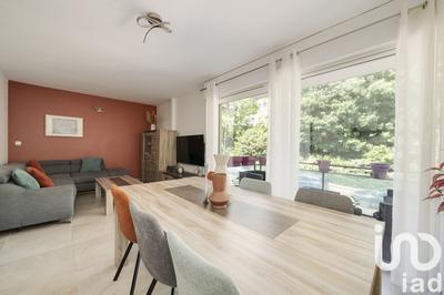 Appartement - 92 m² - 4 pièces