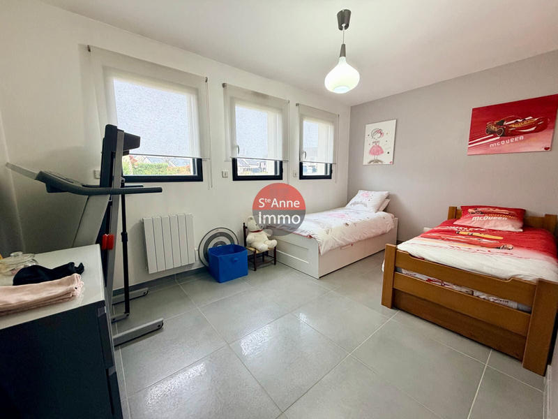 Maison - 200 m² - 10 pièces