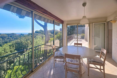 Appartement - 93 m² - 3 pièces