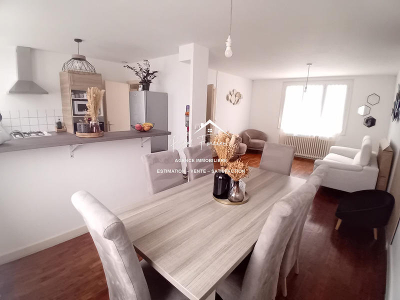 Maison - 79 m² - 5 pièces