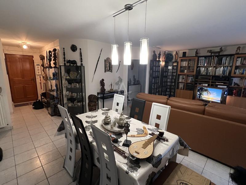 Maison - 91 m² - 4 pièces