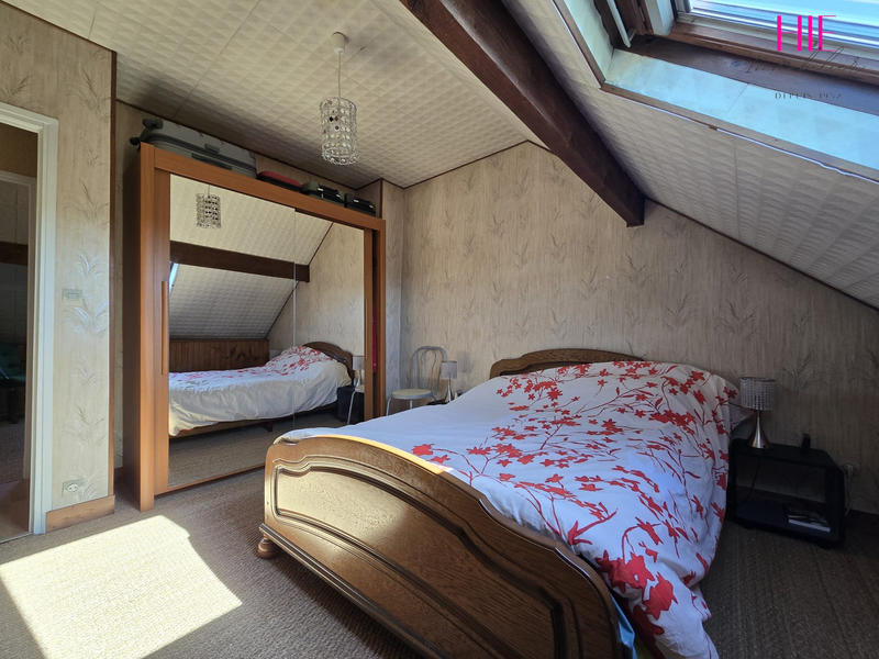 Maison - 100 m² - 6 pièces