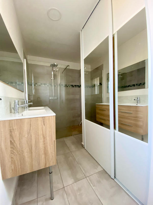 Appartement - 81 m² - 4 pièces