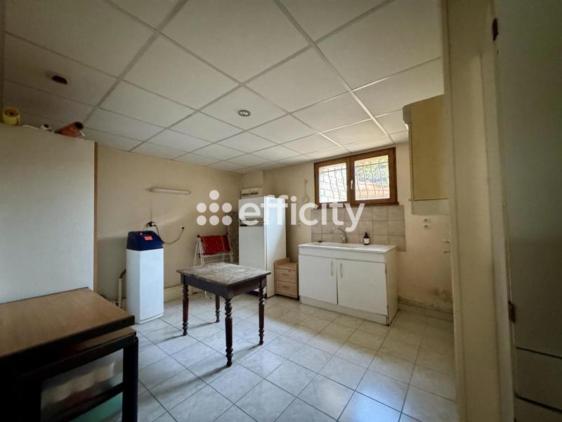 Pavillon - 183 m² - 8 pièces