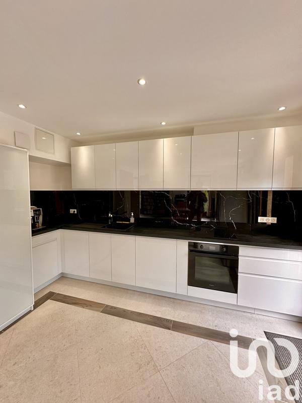 Maison - 123 m² - 6 pièces