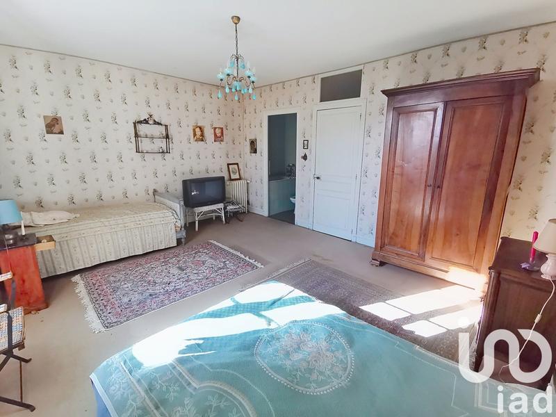 Maison - 300 m² - 9 pièces