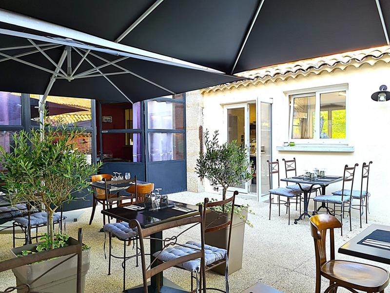 Maison - 625 m² - 11 pièces