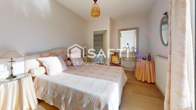 Villa - 200 m² - 5 pièces