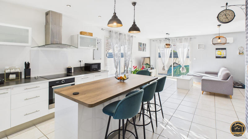 Maison - 81 m² - 3 pièces