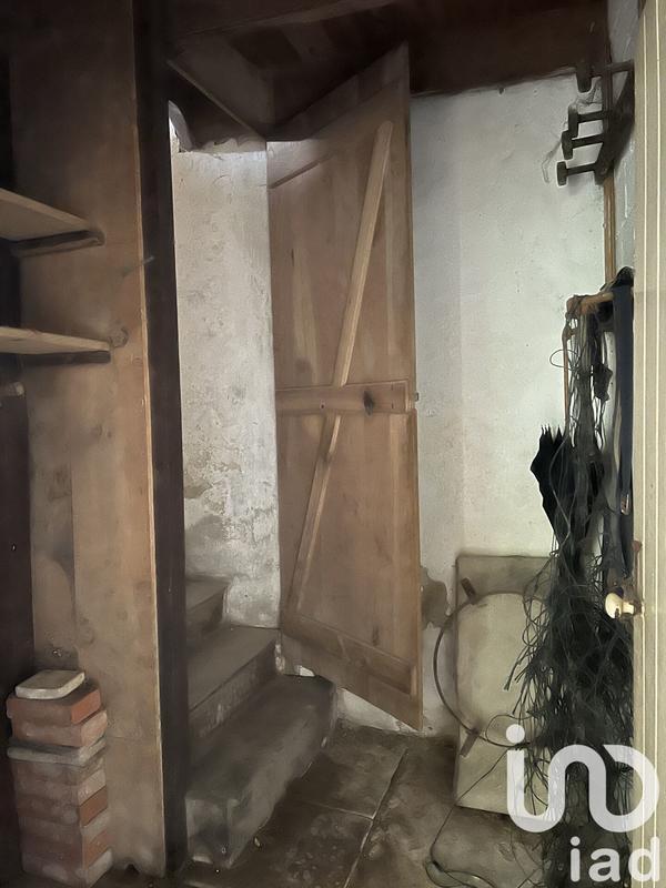 Maison - 215 m² - 3 pièces