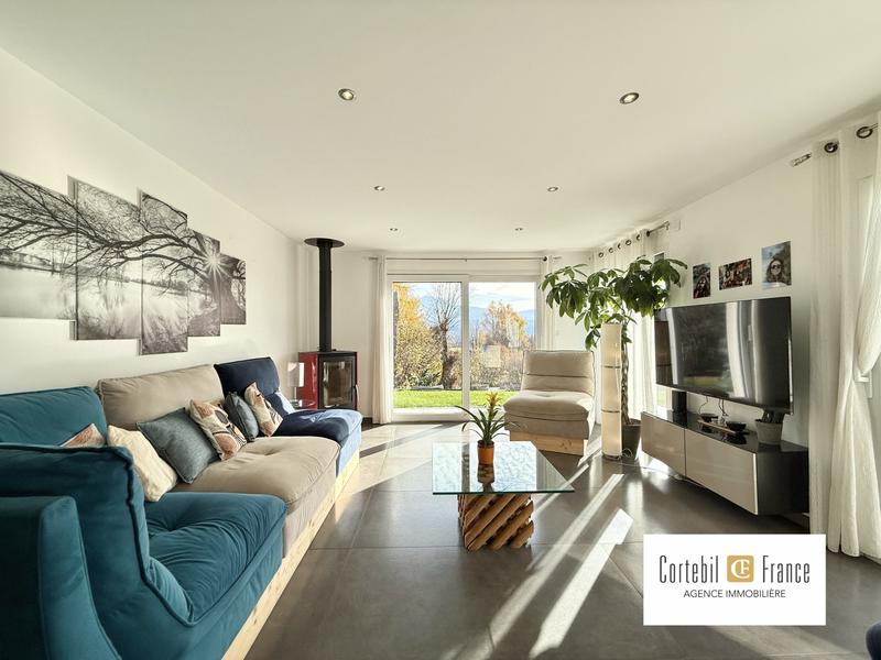 Villa - 133 m² - 5 pièces